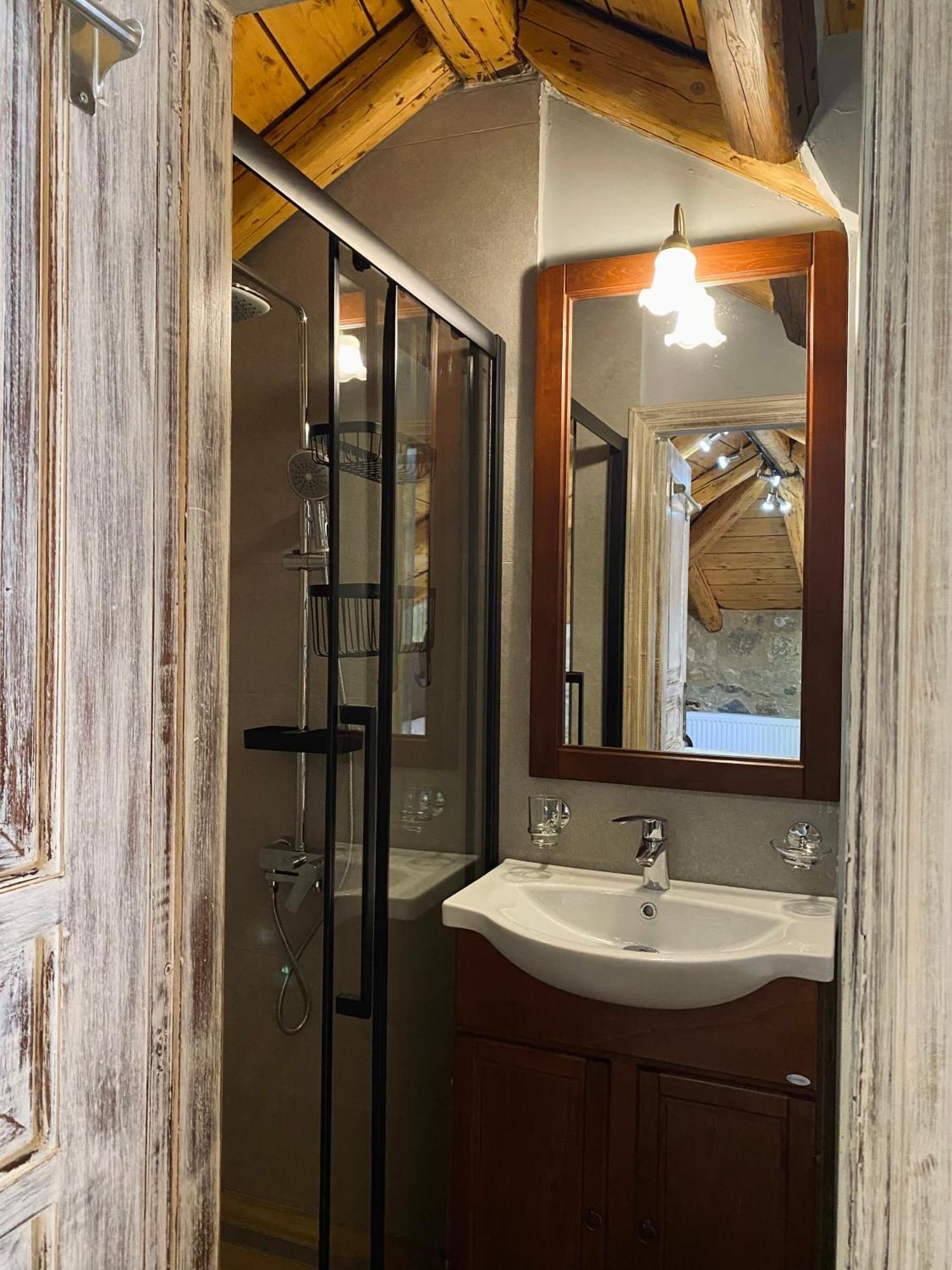 Alexandros Guesthouse Arachova Dış mekan fotoğraf